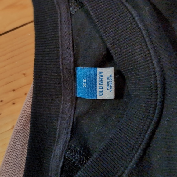 Old Navy - XS Oversized Women's Sweatshirts - Picture 2 of 3